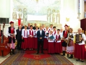 apanc3b3w_chc3b3r-seniora-1