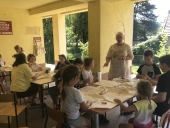 73CE6ED9-076B-4A9C-B540-66C8F0C924A9